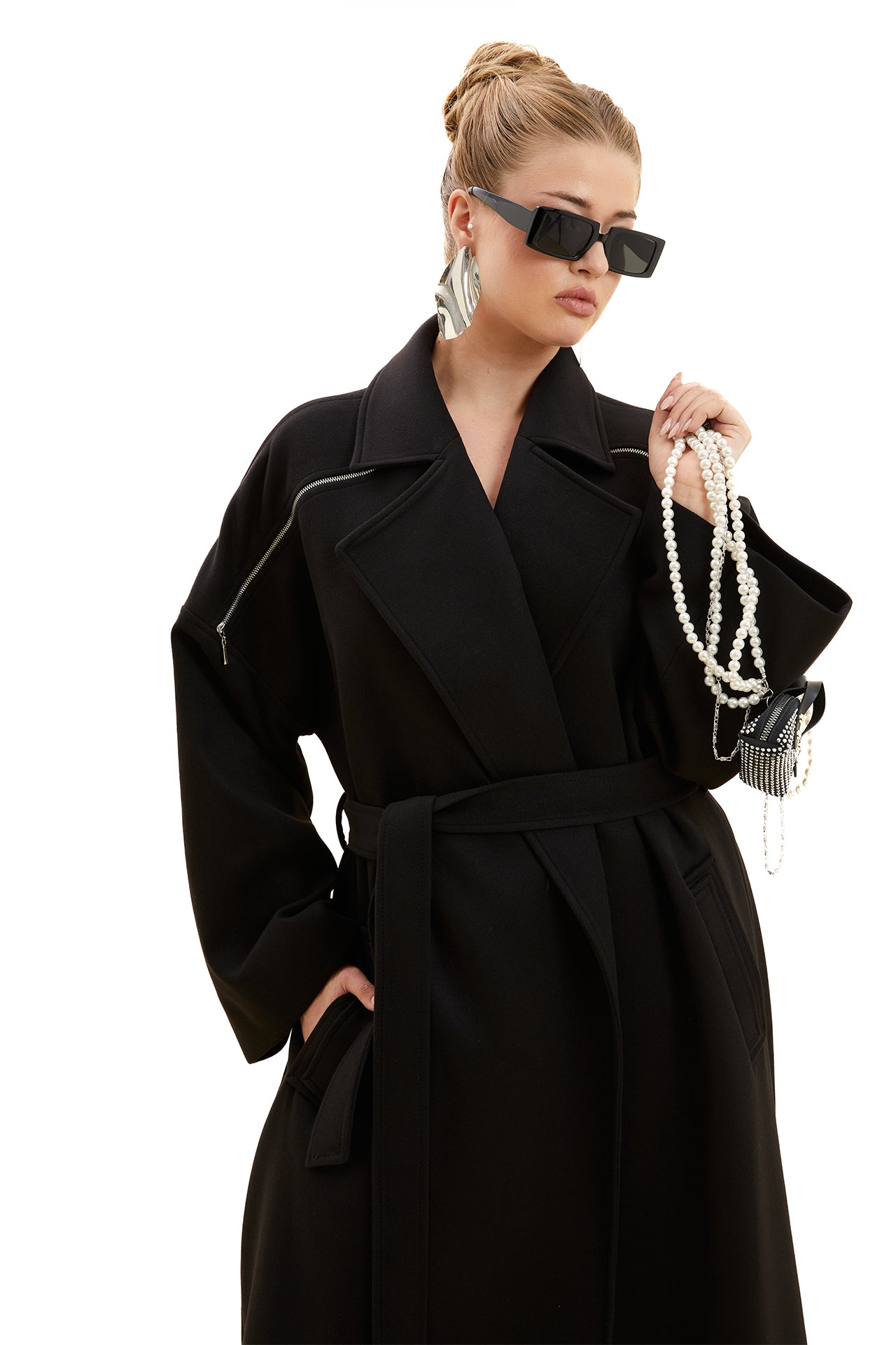 Relaxed Cut Coat with Zipper Detail