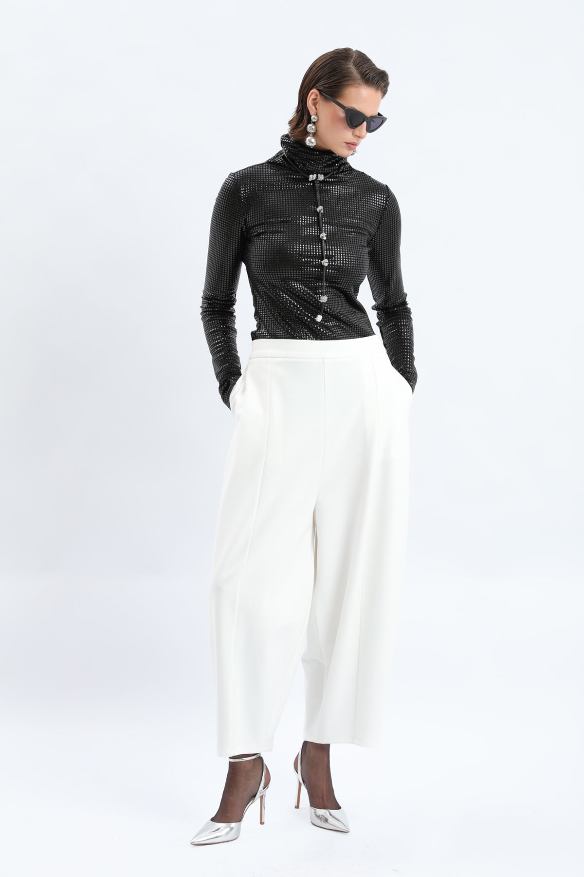 High-Waisted Harem Silhouette Wide-Leg Trousers